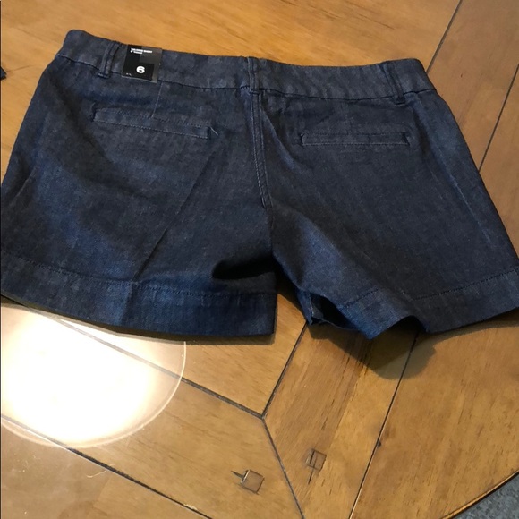 The limited denim tailored shorts - Picture 2 of 6